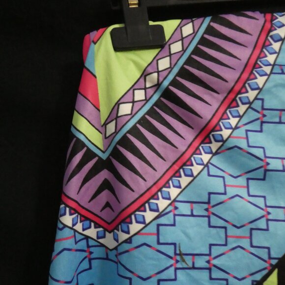 Colorful and Vibrant | Tribal Shorts | 13 inch waist measured - Picture 9 of 14